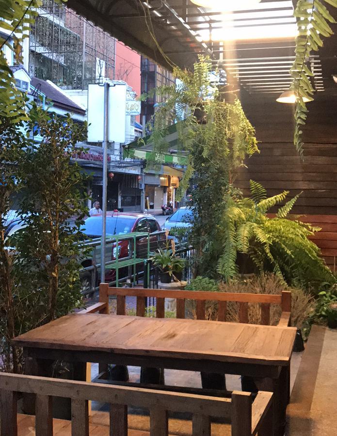 Bc Guesthouse Banglamphu Bangkok Esterno foto